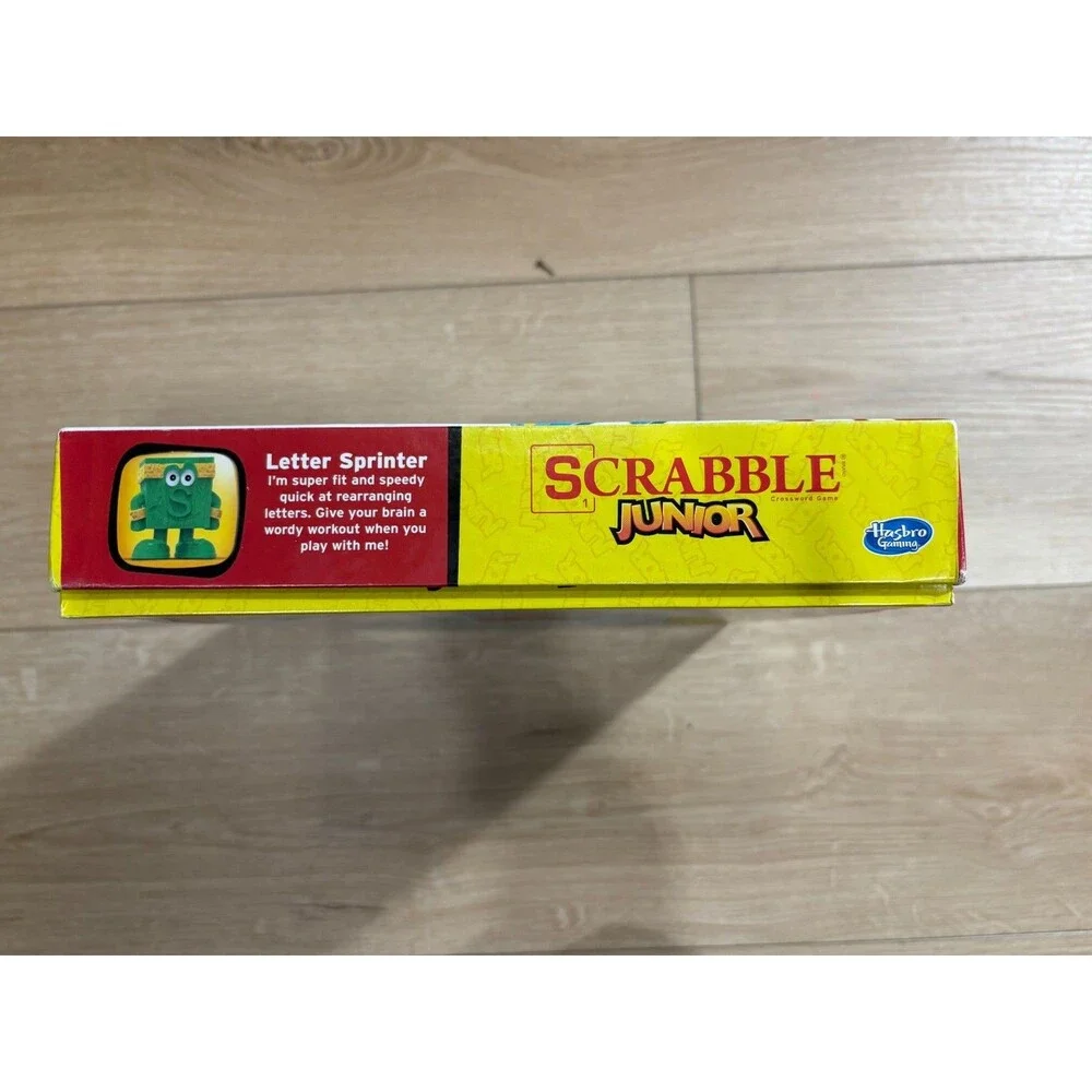 Scrabble Junior Crossword Game 2-4 Players Ages 5+ Hasbro Gaming Complete